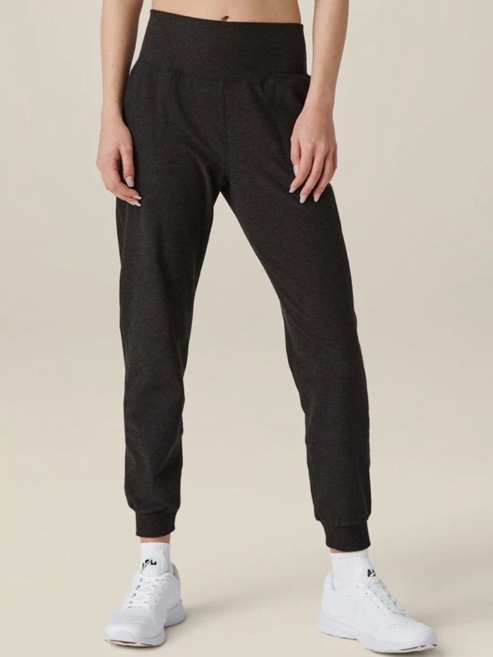 Beyond Yoga Spacedye Out Of Pocket High-Waisted Midi Joggers Black-Medium